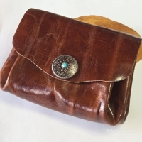 Beursje van echt leder (bruin)