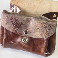 Beursje van echt leder (bruin)